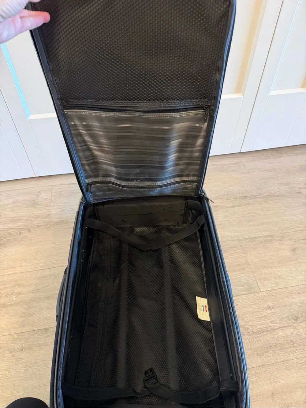 American Tourister 24